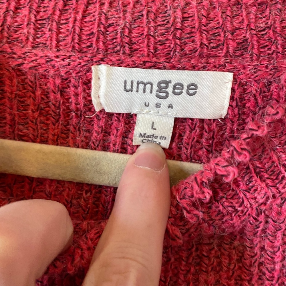 Raspberry Umgee Sweater - Picture 2 of 3
